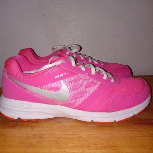 Nike Air Running woman's size 9.